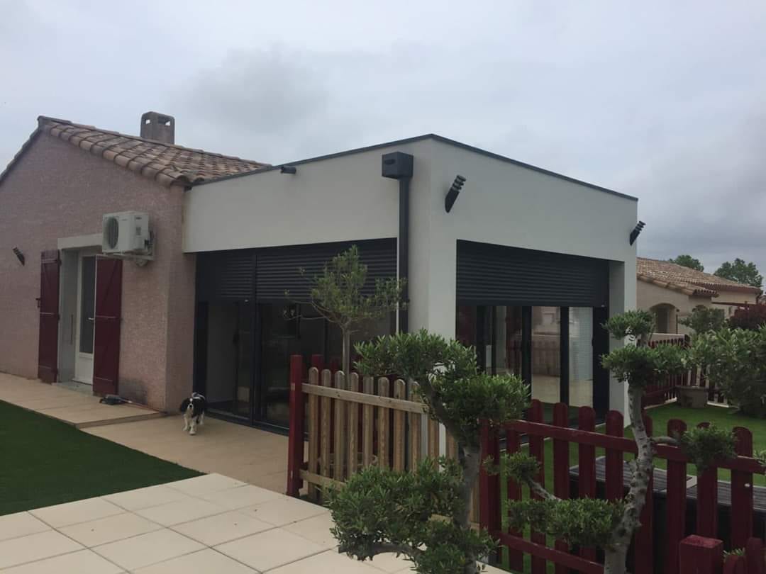 Extension maison toit plat Moussan